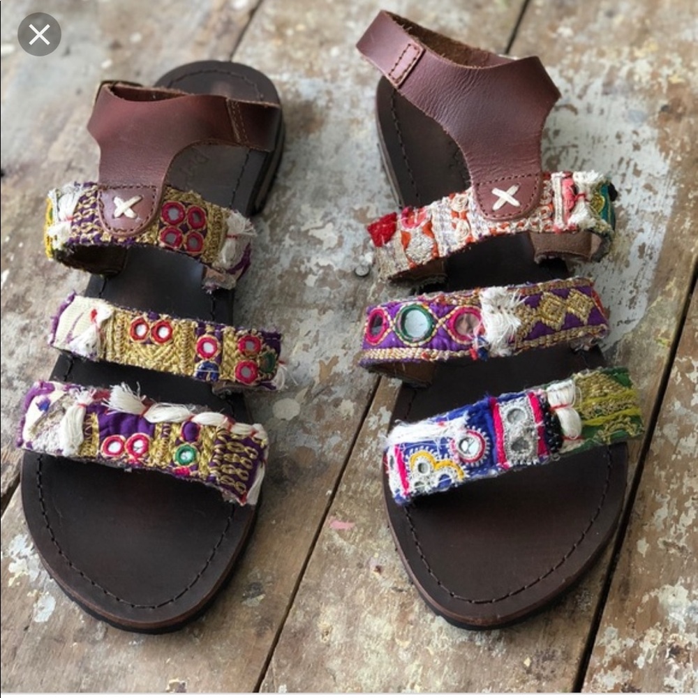 In search of! Please help find from free people